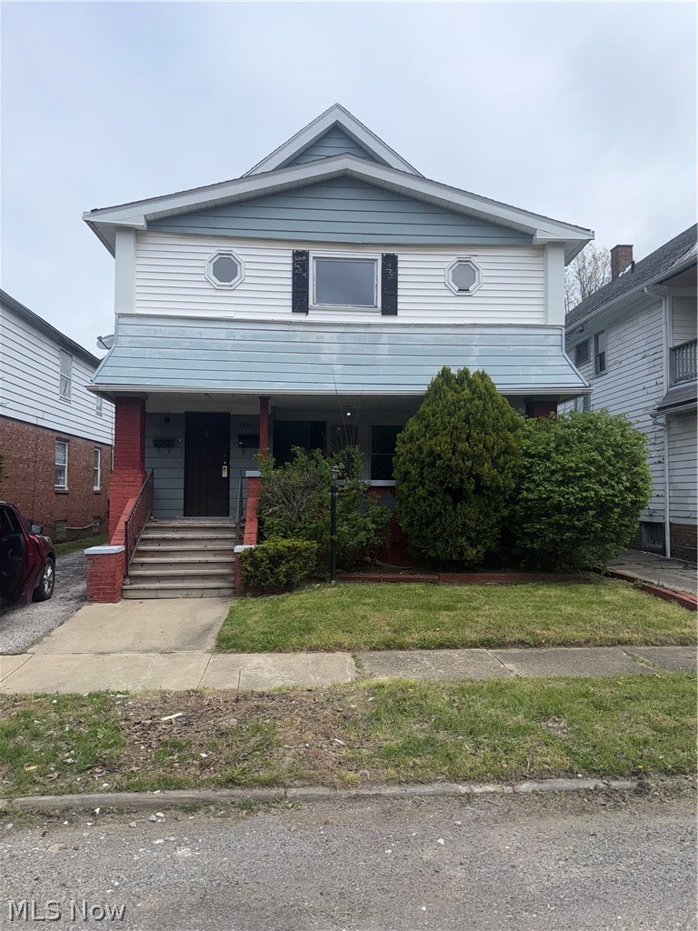 Unlock the potential of this vacant duplex, offering an excellent opportunity for investors or owner-occupants looking to build equity. With three separate units, this property provides the flexibility to create a strong income-producing asset or add a valuable property to your investment portfolio. 

A major bonus is that the seller is including a large package of brand-new renovation materials with the sale, helping reduce upfront costs and making it easier to bring your vision to life. Included are interior and exterior lighting fixtures, ceiling fans, flooring for the kitchen and bathrooms, kitchen and bathroom faucets, tub surround kits for all bathrooms, bathroom vanities, lighted bathroom mirrors, towel bars, toilet paper holders, new electrical outlets and switches, and cabinet hardware for all cabinetry. 

Whether you're planning a full renovation or customizing the finishes to your style, this property offers outstanding potential and is ready for its next chapter. Schedule your showing today and imagine the possibilities!