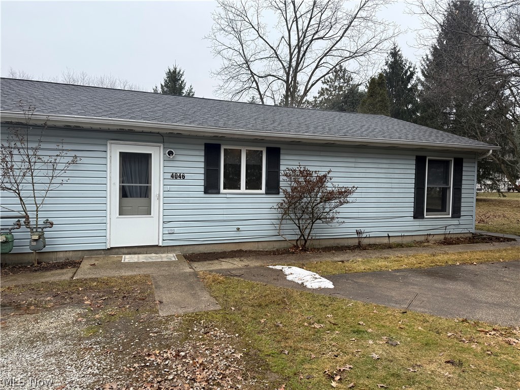 Welcome to this roomy 3-Bedroom, 1-Bath twinplex unit in the Tallmadge/Kent/Brimfield area! This property offers a bright living space, nicely sized bedrooms, a 1 car attached garage, a concrete patio, and a practical layout perfect for comfortable everyday living. Conveniently near shopping, restaurants and near route 76 makes commuting simple.