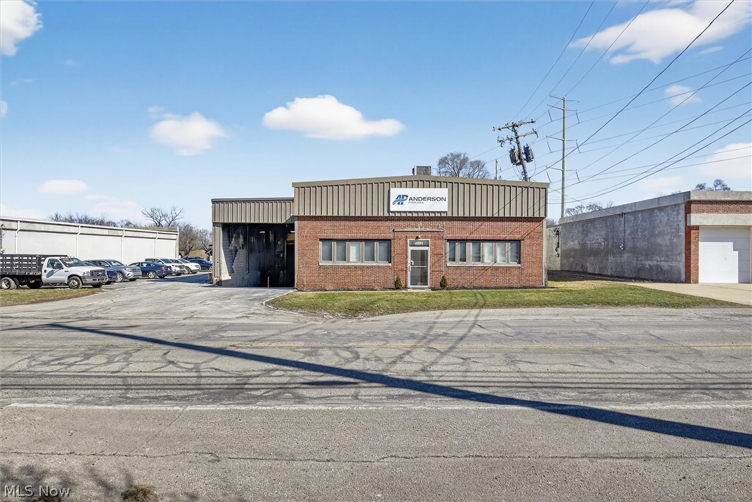 Foote Estate - Commercial Sale