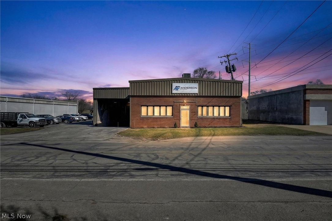 Foote Estate - Commercial Sale