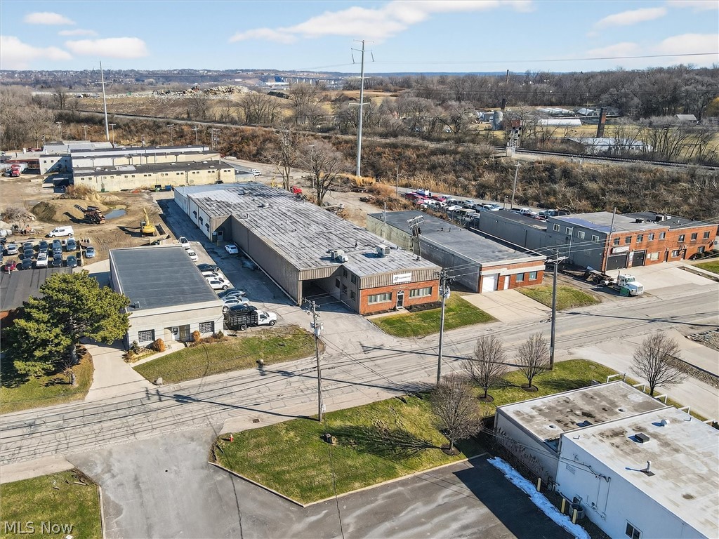 Foote Estate - Commercial Sale