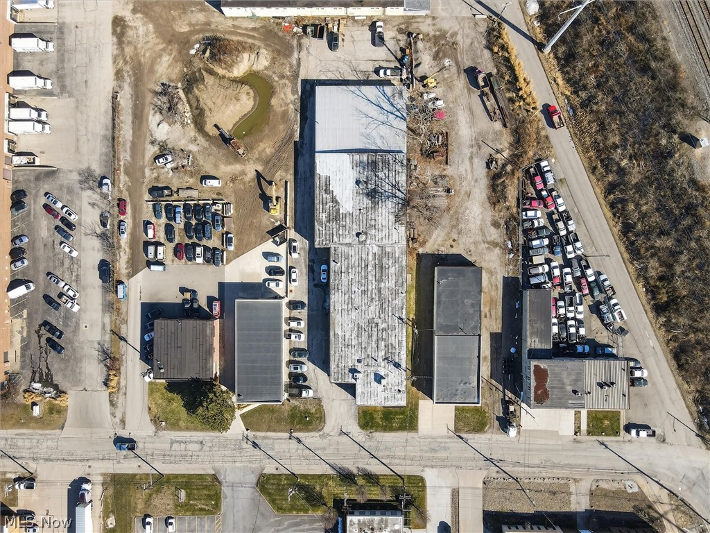 Foote Estate - Commercial Sale