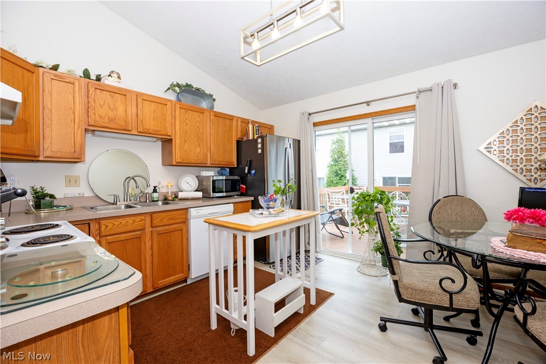 Longview Pines Condo Ph II - Residential