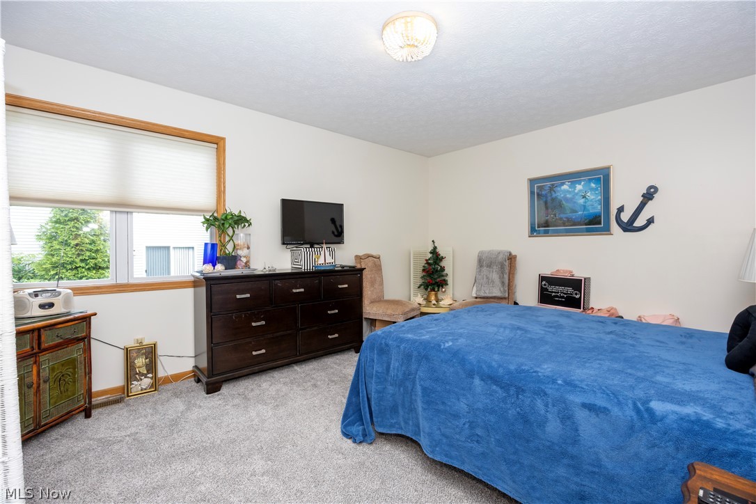 Longview Pines Condo Ph II - Residential