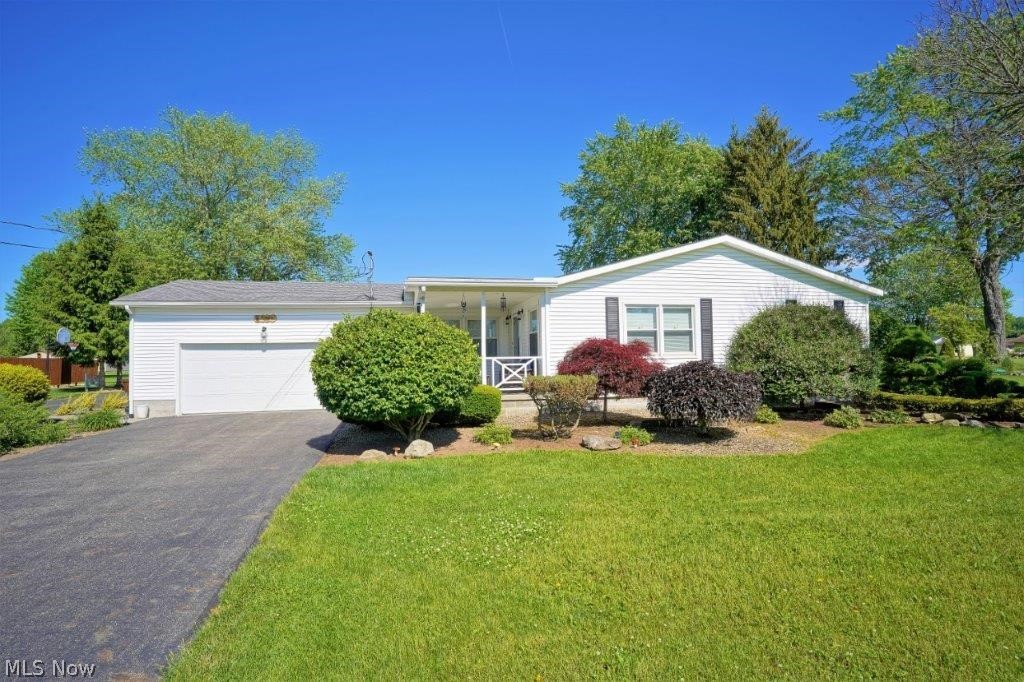 Welcome to your new address! 4322 Ridge Rd Cortland Ohio 44410 in Fowler Township!
 This lovely home features 3/4 bedrooms, 2 full baths and a spacious eat in kitchen leading to the deck where you will enjoy overlooking your beautiful back yard! This home is siuated on just under an acre of land. 
The basement is waiting for you to finish it and does include a workshop and glass block windows.
The 5 car attached garage is heated and it is a car enthusiast's dream! 
HURRY because this beautiful home truly will not last.