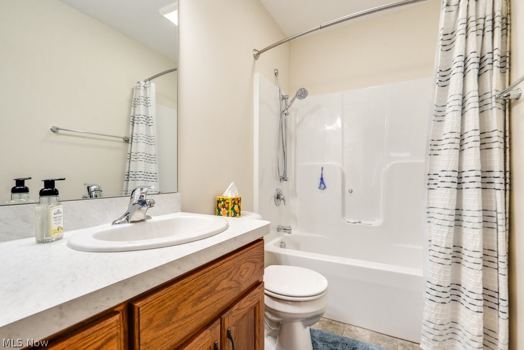 Heritage Blackberry Condo Ph 1 - Residential