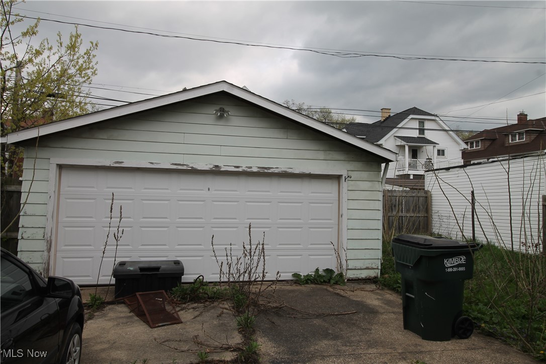 Garfield Blvd - Residential