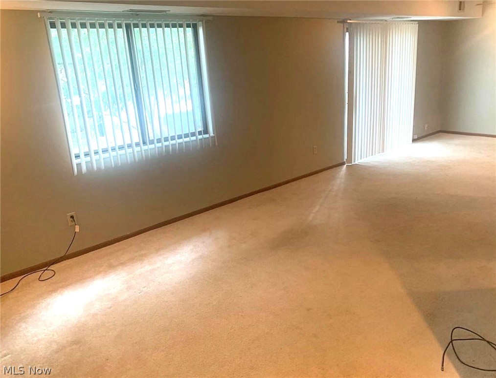 Cedarwood Village Condo 05 - Residential