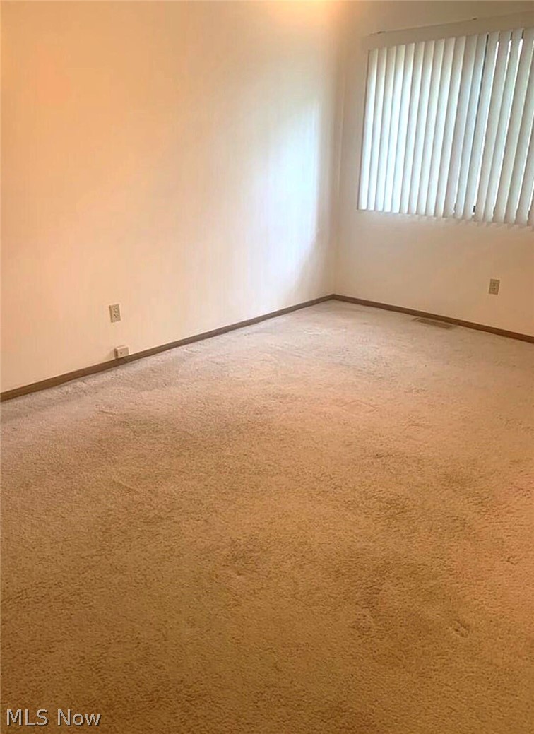 Cedarwood Village Condo 05 - Residential
