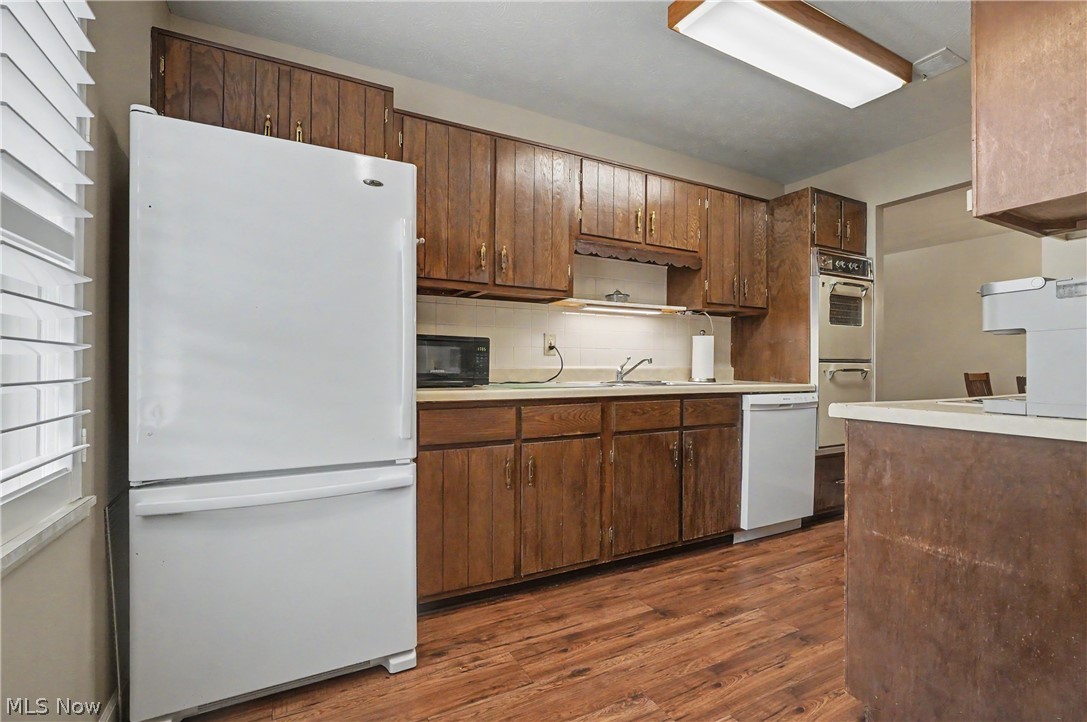 Silver Lake Towers Condo - Residential