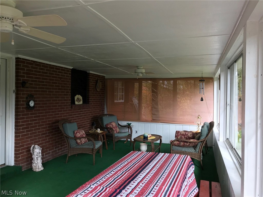 CRESTVIEW  MANOR - Residential