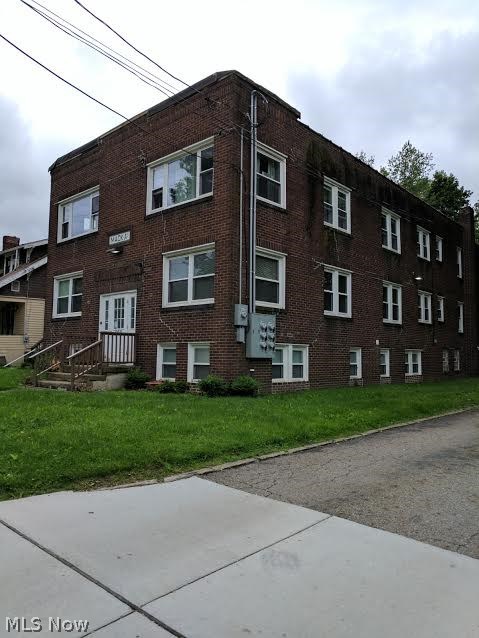 Cozy two bedroom apartment available for rent in the Ellet area! Spacious back bedroom and a front bedroom, both with decent sized closet space! Nicely sized bathroom with a medicine cabinet. The fully applianced kitchen comes with a breakfast bar that opens into the dining and living room. Coin operated washer and dryer on site located on garden level. Free storage locker for additional space! Parking lot out back. Located near freeways and shopping. No section 8, no pets. We run credit, criminal and eviction history, verify income. $35 nonrefundable application fee per adult applicant.