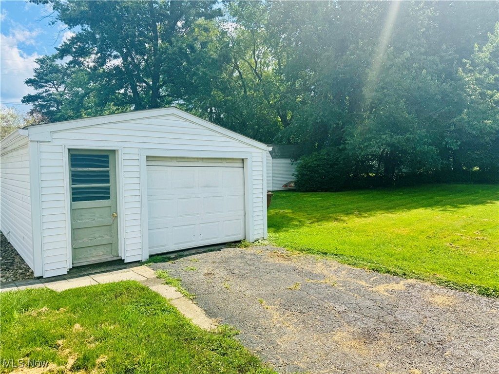 John Lansingers Add - Residential