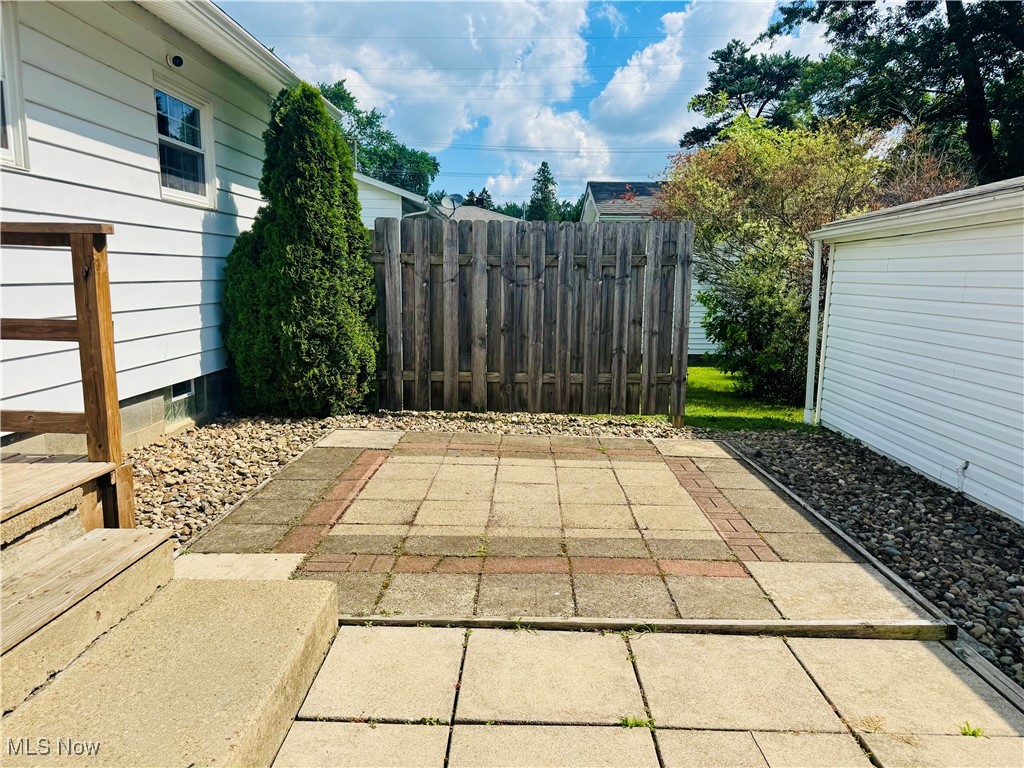 John Lansingers Add - Residential
