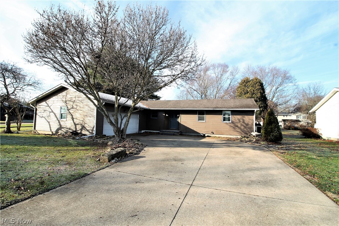 Old Town Colonial Estate - Residential