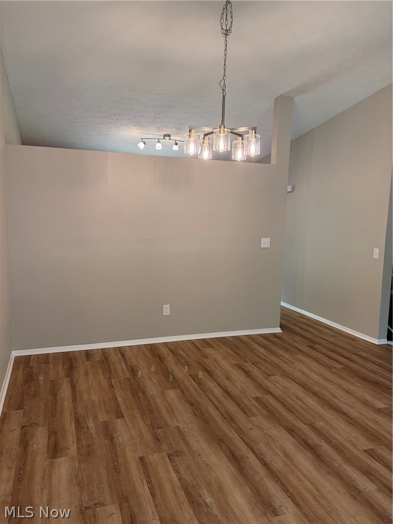 Summerset/Raintree Condos - Residential
