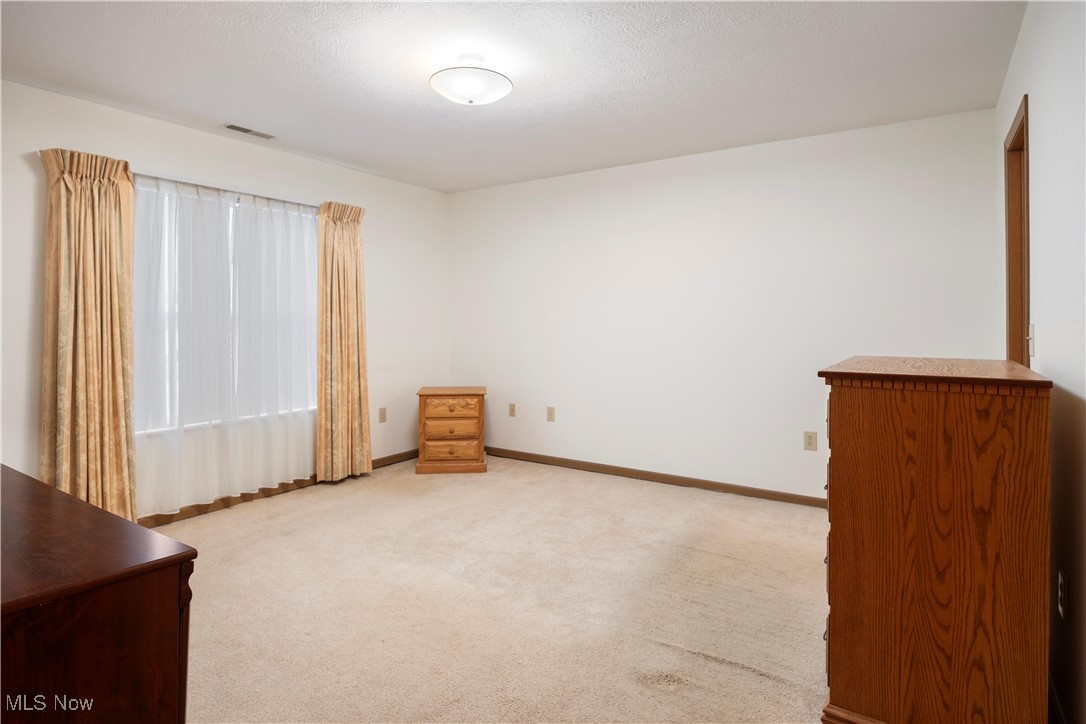 Hunters Chase Condo - Residential