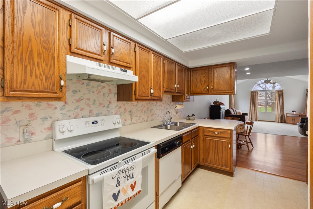 Hunters Chase Condo - Residential