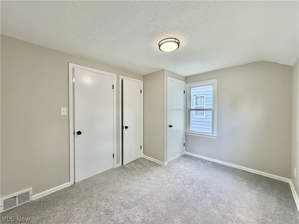 Oxford Manor - Residential