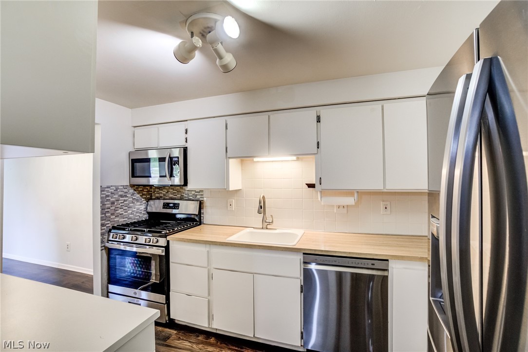 Liberty Hill Condo - Residential