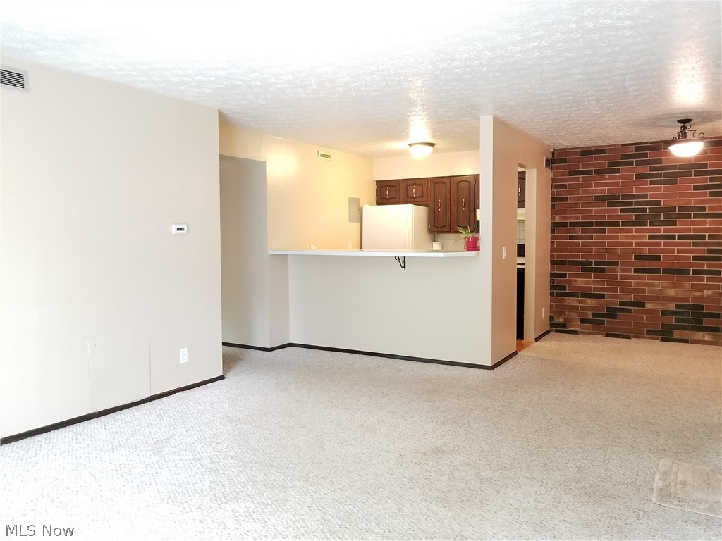 Royal Arms West - Residential Lease