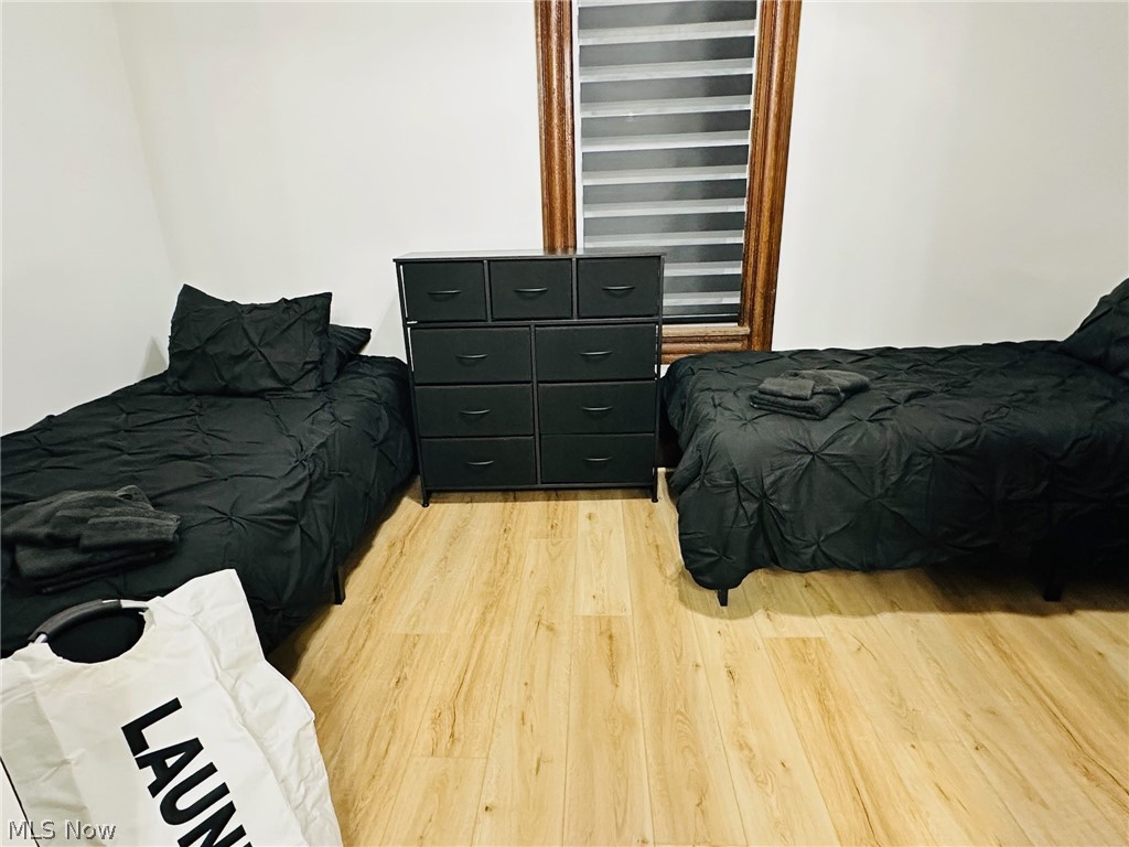 Agnes Mcintosh And/Heirs/Alexa - Residential Lease