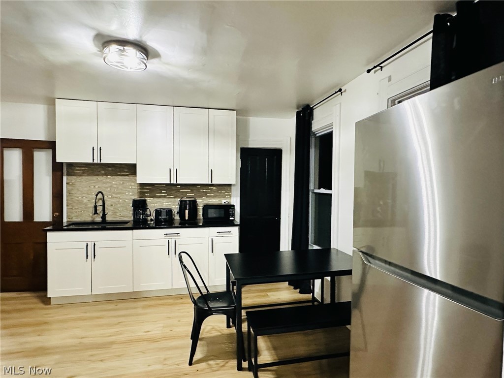 Agnes Mcintosh And/Heirs/Alexa - Residential Lease