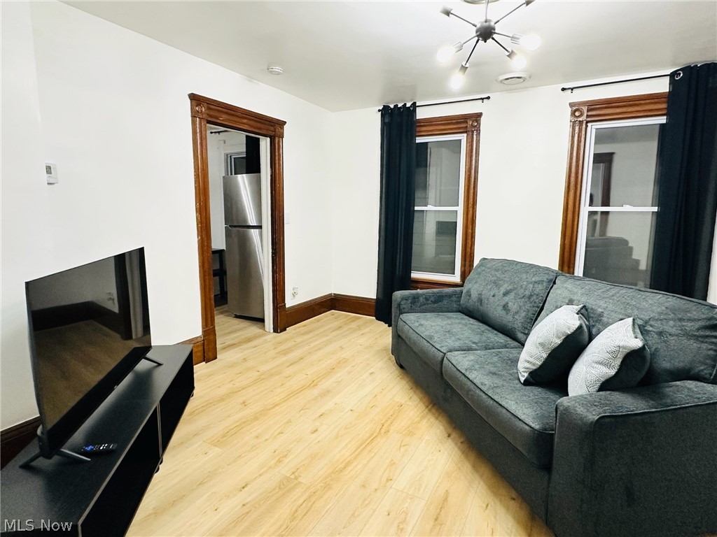 Agnes Mcintosh And/Heirs/Alexa - Residential Lease