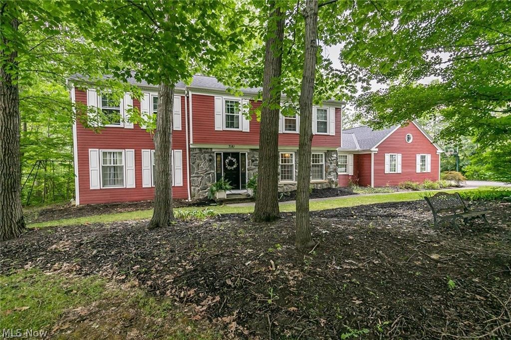 White Horse Acres - Residential Lease