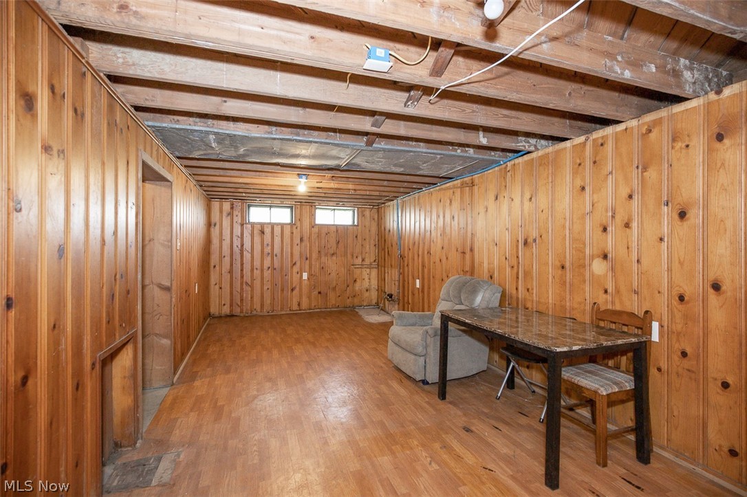 Hanks & Maresh - Residential