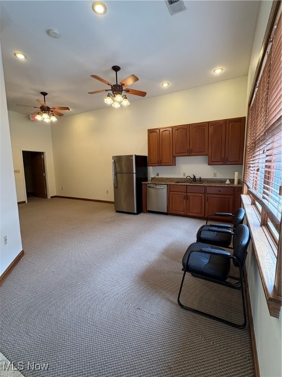 Crams Sub - Commercial Lease