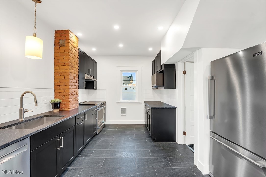 Mars E Wager - Residential