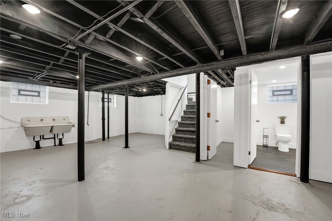 Mars E Wager - Residential