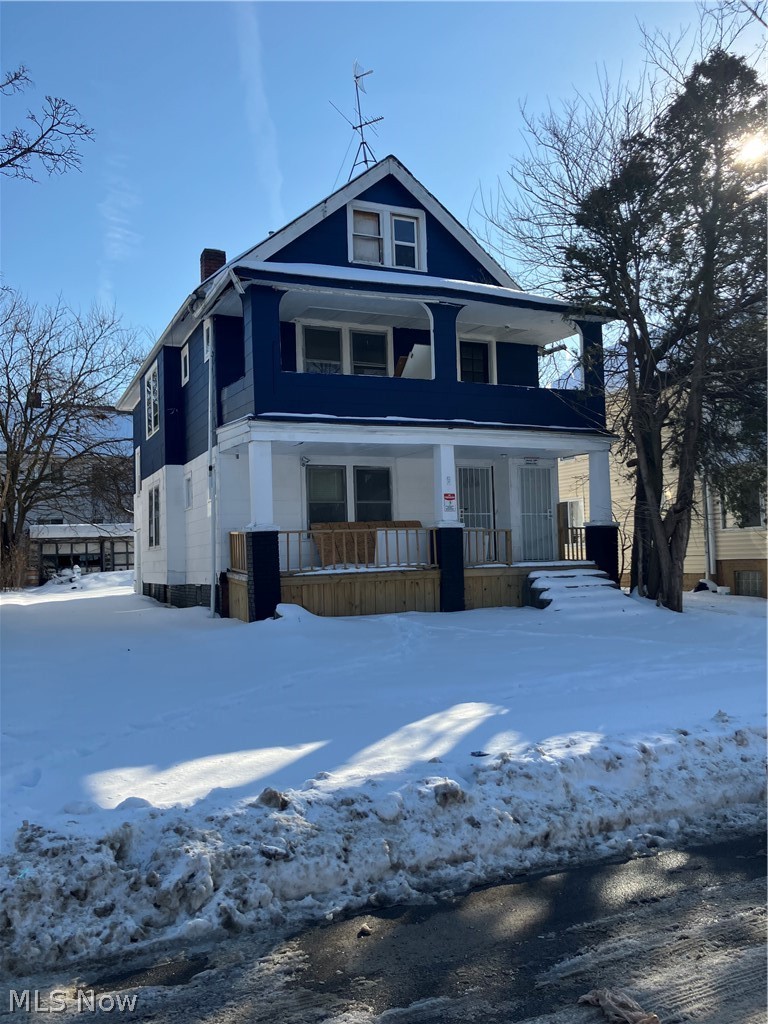 AUCTION! SUBMIT OFFERS NOW! Auction Start date 2-12-26, Auction end Date 3/27/2026 10:00 AM, Bids are reviewed daily, and offer may be accepted at any time, Submit Offers Now to Auctioneer Marco Marinucci because the Seller can Sell before the Auction end Date. BID minimum increments of $3500.00. Call Auctioneer for the Current High Bid. Auction may be extended if the Seller doesn't accept an offer by the Auction Date of 3-27-26. Sold as-is, 1860 sqft, 4 bed ans 2 barg duplex, Fixer upper, duplex is condemned by the city of Cleveland, please sign hold harmless