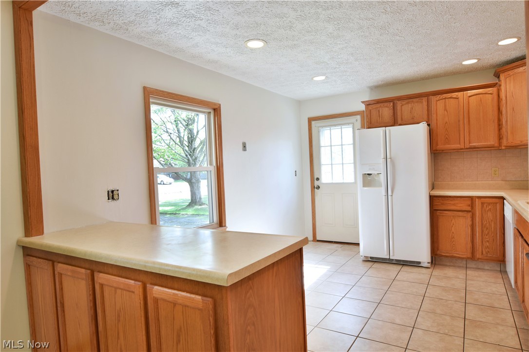 Oak View Manor - Residential