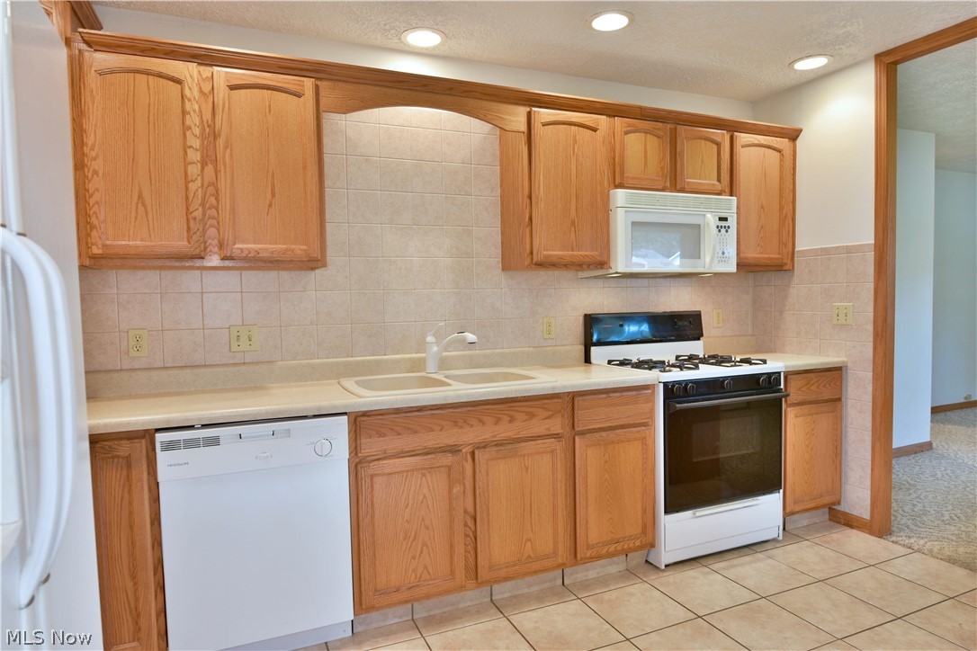 Oak View Manor - Residential