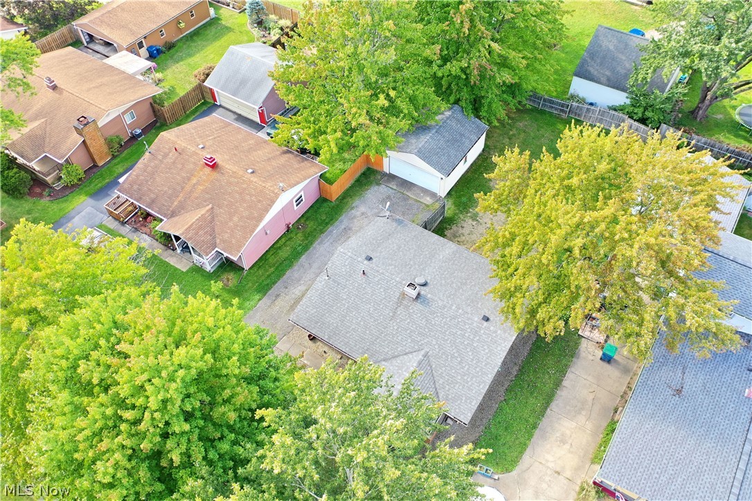 Oak View Manor - Residential