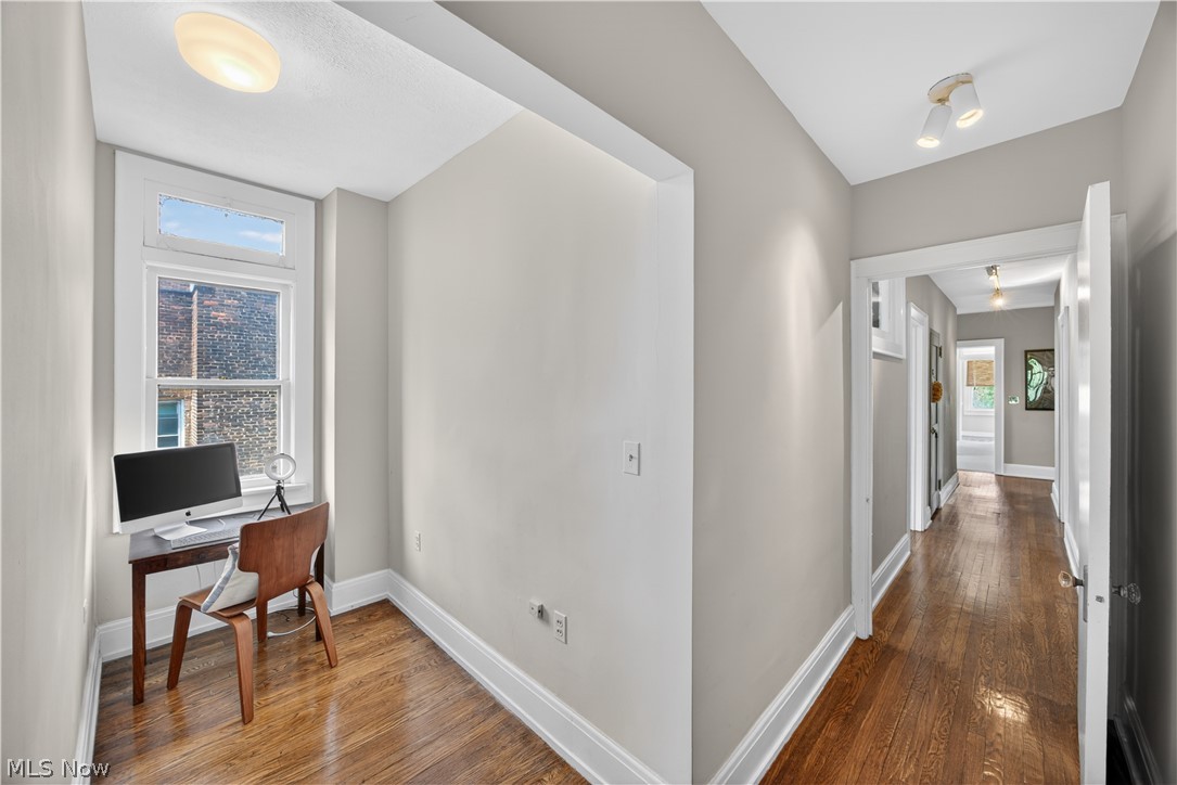Argyle Condo - Residential
