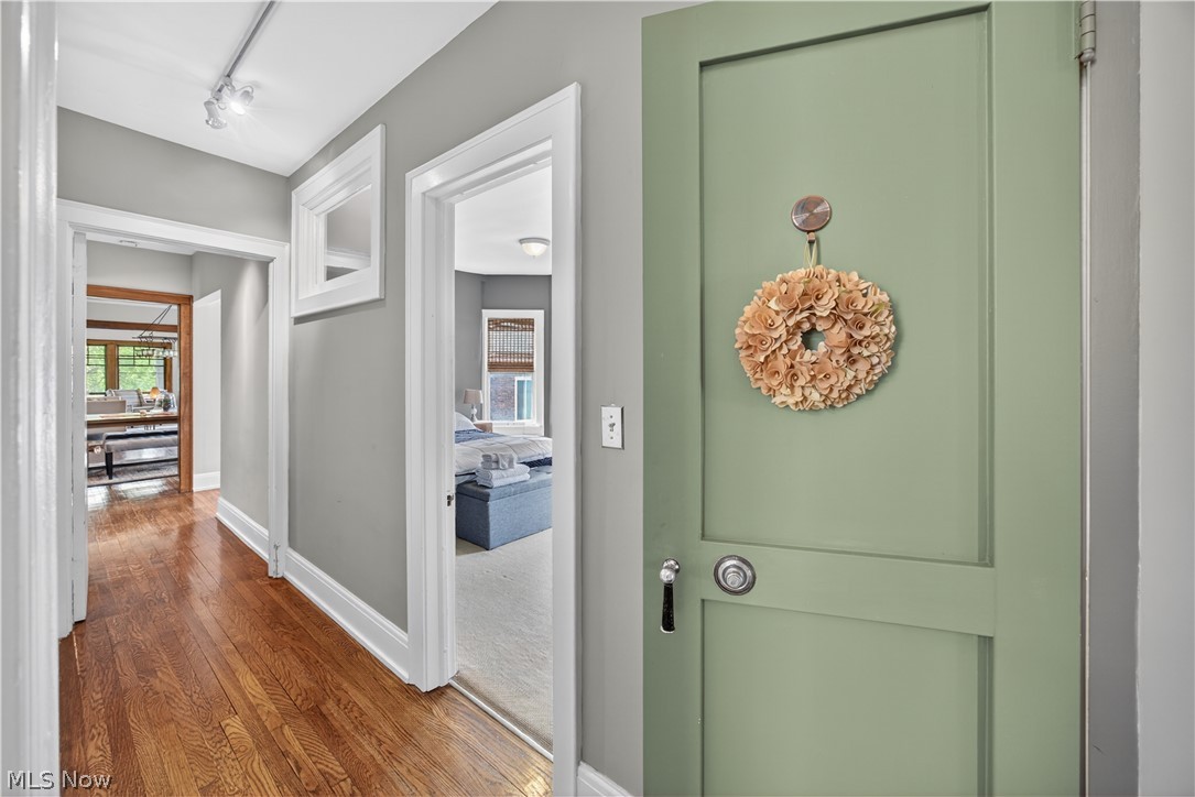 Argyle Condo - Residential