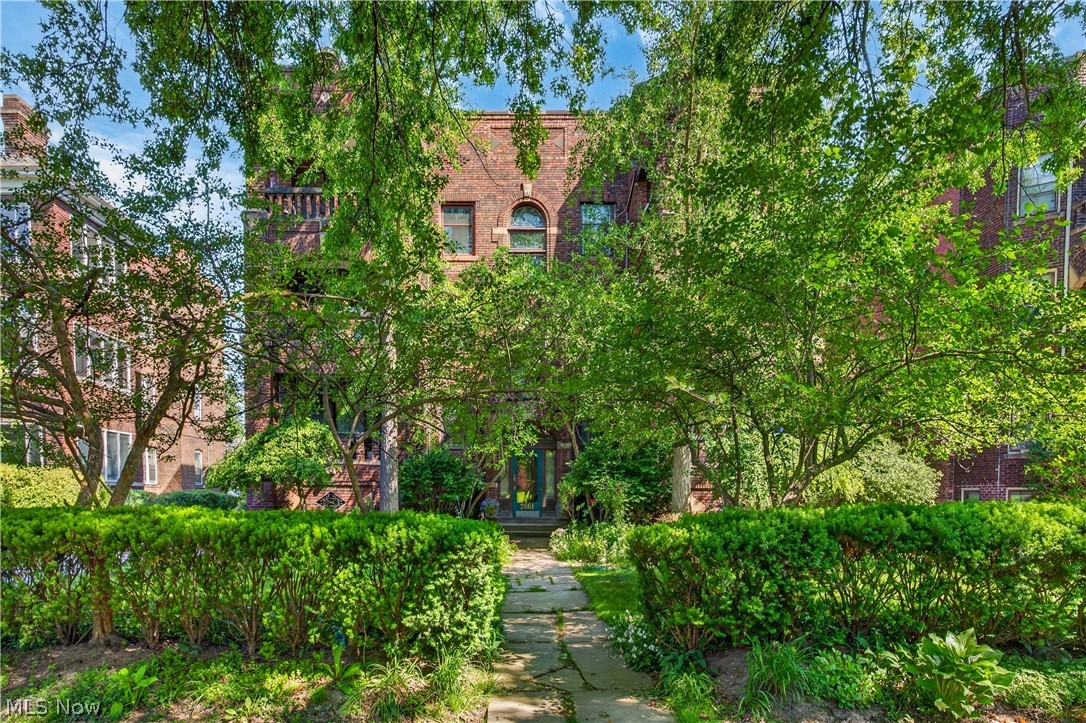 Argyle Condo - Residential