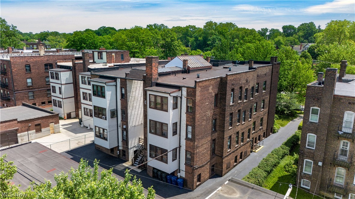 Argyle Condo - Residential