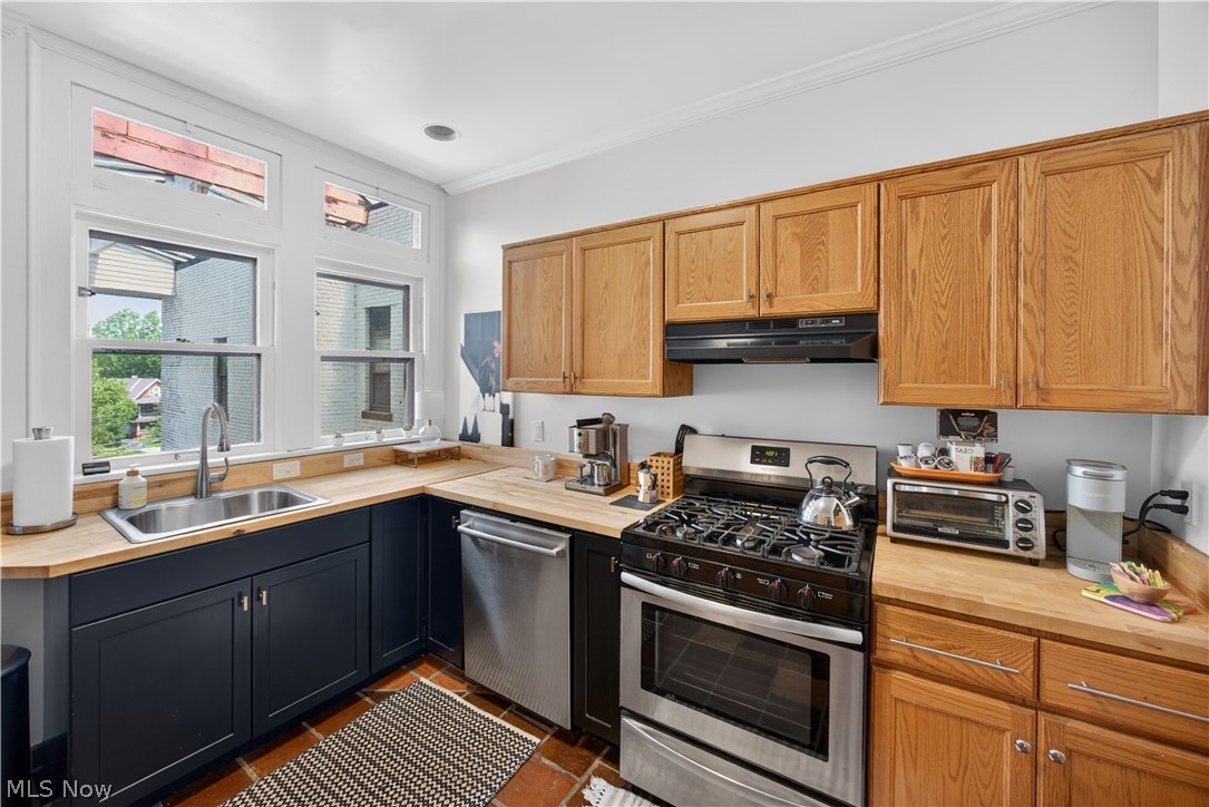 Argyle Condo - Residential