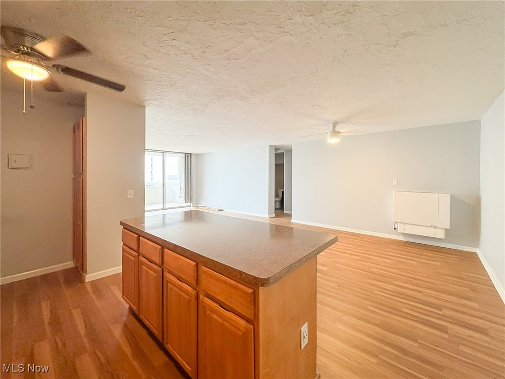 Bonneville Tower Condo - Residential