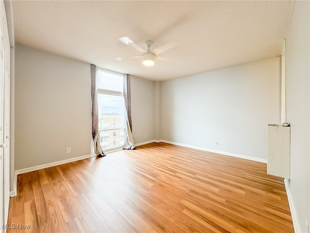 Bonneville Tower Condo - Residential