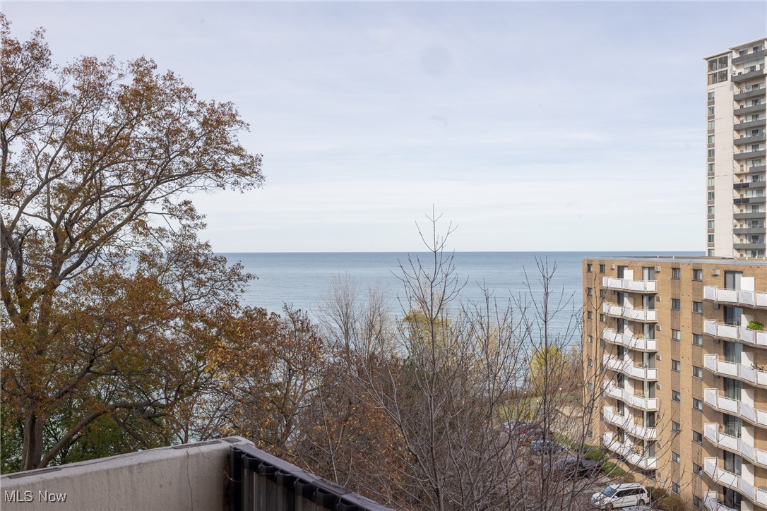 Bonneville Tower Condo - Residential