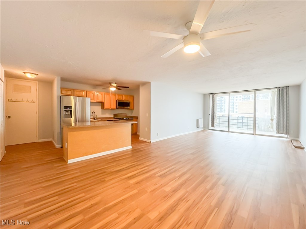 Bonneville Tower Condo - Residential