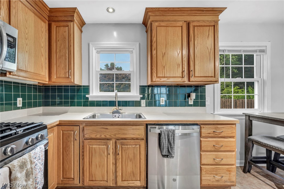 Gertrude Neuseus Add - Residential