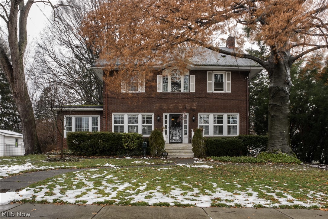 The old charm in this beautiful colonial is sure to catch your attention as soon as you walk through the door. The updated first floor with original french doors, fireplaces and a sun-room, are just a few of the many great features this home has to offer. The kitchen has ample storage, Off the kitchen is a remodeled half bath. Continue upstairs and you will find the 3 bedrooms, full bathroom, and upstairs laundry room, along with a bonus room overlooking the front yard! The character of this home is endless. Not only will the charm of this home dazzle you, it also has amenities such as a new furnace, central air, large back deck and an invisible pet fence around entire yard. In the summer enjoy your English Garden. Made up of ferns, hostas, perennials, and herbs this garden is little to no maintenance!
Close proximity to all the new shops, restaurants and events that take place down on Front St. in the Falls. Also easy access to hospital and highway. 
This home has so much to offer y