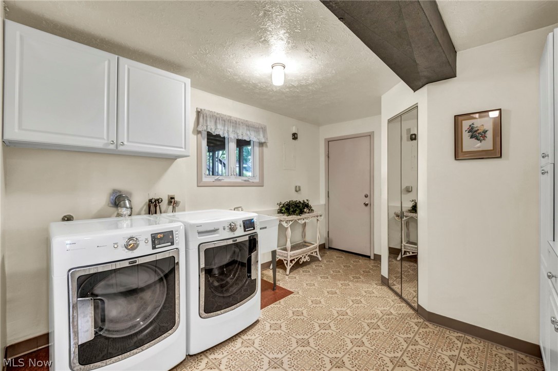 Halle Estates - Residential