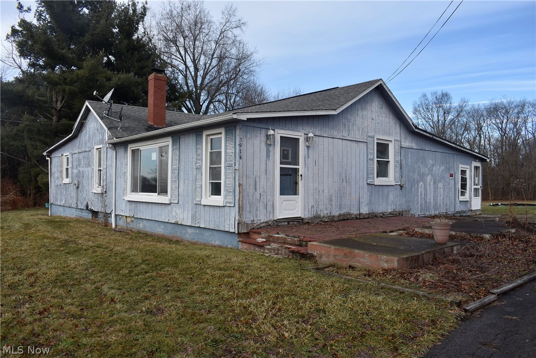 Ranch home with 3 bedrooms and 1 full bath. 2 car detached garage. Property sold as is. No guarantees. No warranties. Must be pre-approved or show proof of funds. All offers must be submitted by the buyer’s agent using the online offer management system. Access the system via the link provided.
